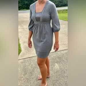 🌟2/$15 Knee length gray dress. Size M